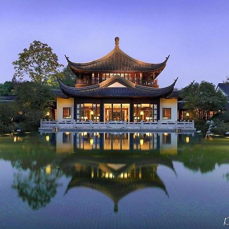 Four Seasons Hotel Hangzhou At West Lake Exterior photo