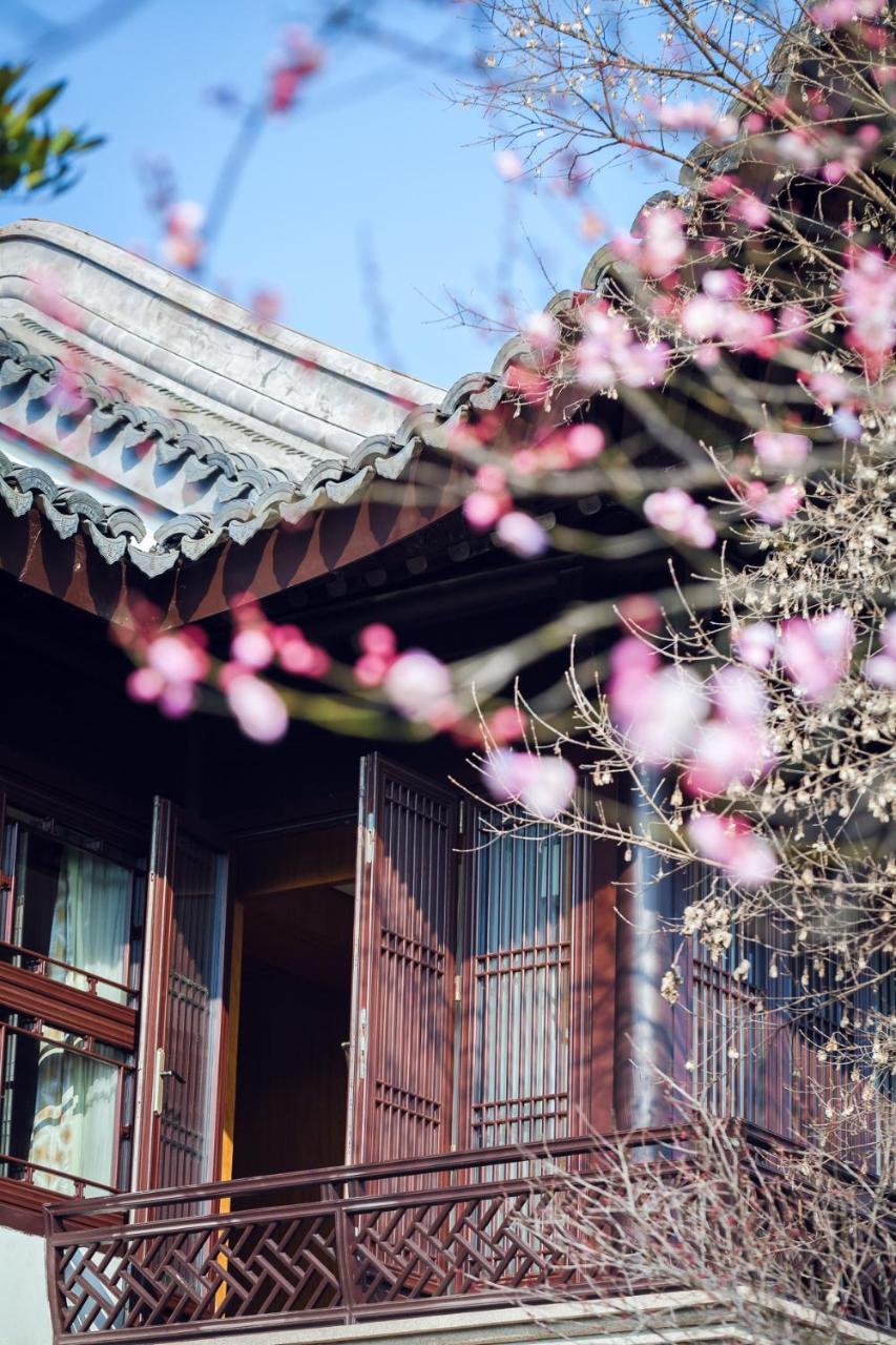 Four Seasons Hotel Hangzhou At West Lake Exterior photo